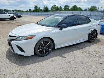 2018 Toyota Camry 4T1B61HK4JU041501 Lot 52245956