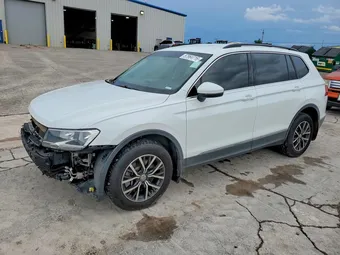 2020 Volkswagen Tiguan 3VV3B7AX9LM012548