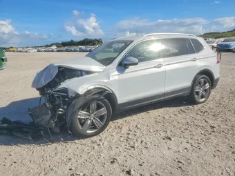 2018 Volkswagen Tiguan 3VV4B7AX7JM191576
