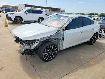 2018 Volvo S60 YV126MFL4J2452307