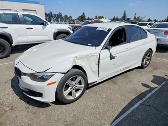 2015 BMW 3 Series WBA3B1G53FNT07900