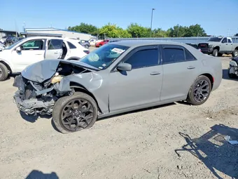 2019 Chrysler 300 2C3CCABG9KH686062 Lot 54443796