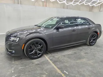 2022 Chrysler 300 2C3CCADG7NH245421