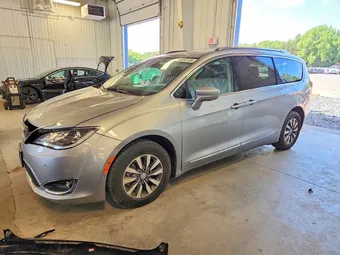 2020 Chrysler Pacifica 2C4RC1EG4LR137978 Lot 56032136