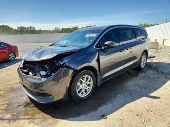 2022 Chrysler Voyager 2C4RC1CG3NR219058