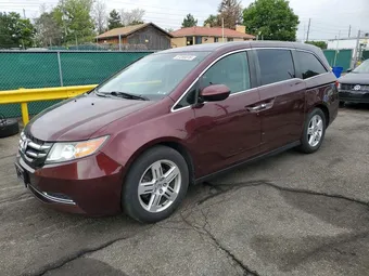 2015 Honda Odyssey 5FNRL5H46FB014000