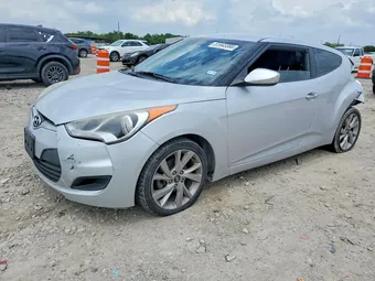 2016 Hyundai Veloster KMHTC6AD8GU263294