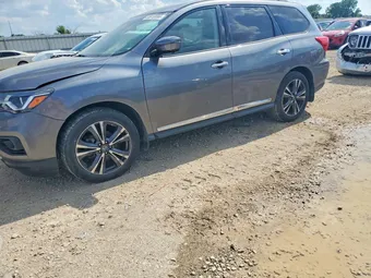 2017 Nissan Pathfinder 5N1DR2MM1HC639400