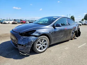2024 Tesla Model Y 7SAYGAEEXRF028284 Lot 53719886
