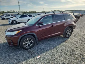 2018 Toyota Highlander 5TDBZRFH2JS881220 Lot 56587426