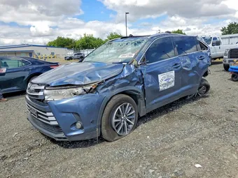 2019 Toyota Highlander 5TDKZRFH3KS361285 Lot 49441386