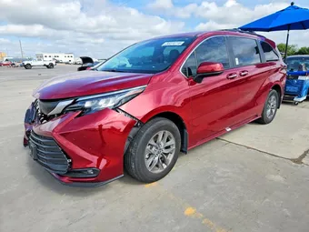 2025 Toyota Sienna 5TDYRKEC4SS275071