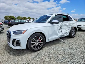 2021 Audi SQ5 WA1B4AFY8M2139751