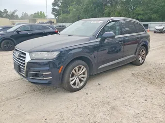 2017 Audi Q7 WA1LABF76HD040012