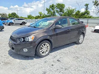 2016 Chevrolet Sonic 1G1JC5SH2G4169587
