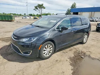 2018 Chrysler Pacifica 2C4RC1FG5JR288128 Lot 56516586