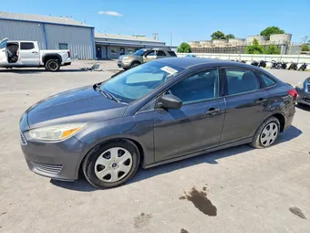 2016 Ford Focus 1FADP3E2XGL385509