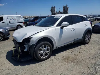 2016 Mazda CX-3 JM1DKBC70G0111822