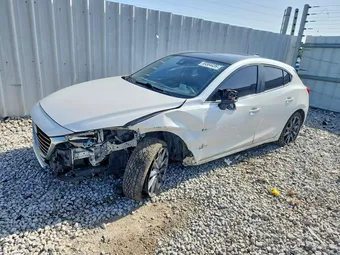 2018 Mazda MAZDA3 Sport 3MZBN1M39JM175962