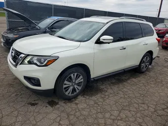 2017 Nissan Pathfinder 5N1DR2MM9HC653111