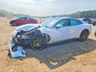 2019 Porsche Panamera WP0AE2A71KL125569