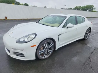 2015 Porsche Panamera WP0AA2A79FL004998