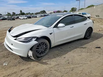 2024 Tesla Model 3 5YJ3E1EA5RF782798 Lot 50123436