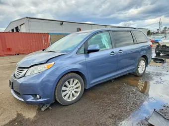 2015 Toyota Sienna 5TDDK3DC1FS104942