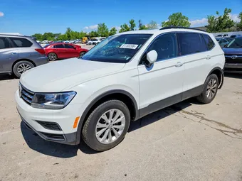 2019 Volkswagen Tiguan 3VV2B7AX8KM082536