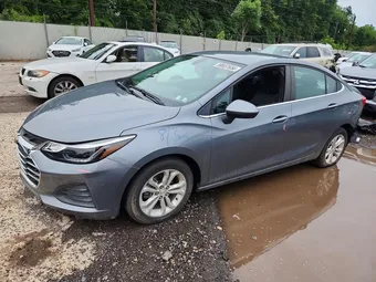 2019 Chevrolet Cruze 1G1BE5SM2K7119016 Lot 59837656