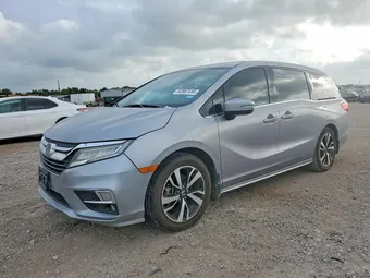 2018 Honda Odyssey 5FNRL6H9XJB074436