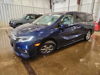 2018 Honda Odyssey 5FNRL6H7XJB070126
