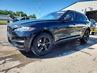 2017 Jaguar F-PACE SADCJ2BV2HA060175