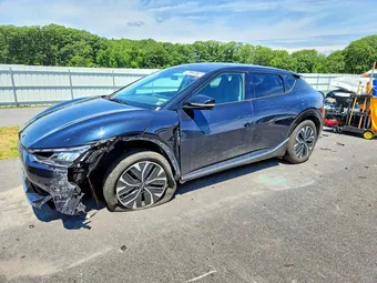 2023 Kia EV6 KNDC34LA8P5128449