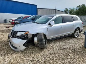2018 Lincoln MKT 2LMHJ5AT5JBL01708