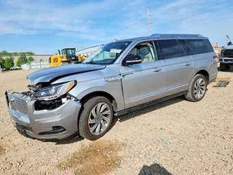 2024 Lincoln Navigator 5LMJJ3LG0REL02831