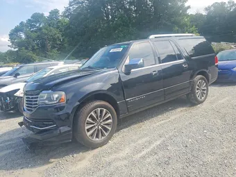 2017 Lincoln Navigator 5LMJJ3JT7HEL03571