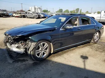 2018 Mercedes-Benz S-Class WDDUG6GB9JA354737