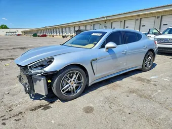 2015 Porsche Panamera WP0AB2A78FL050125