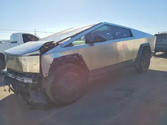 2025 Tesla Cybertruck 7G2CEHED4SA063495