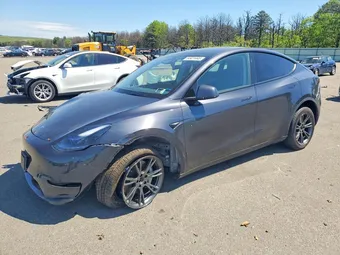 2025 Tesla Model Y 7SAYGDEE4SF224017 Lot 54421446