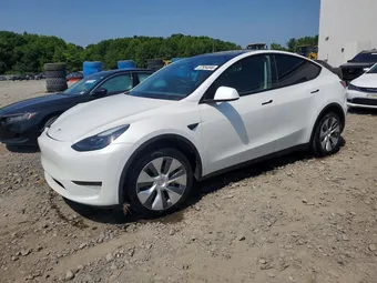 2024 Tesla Model Y 7SAYGDEDXRF084220 Lot 57954046
