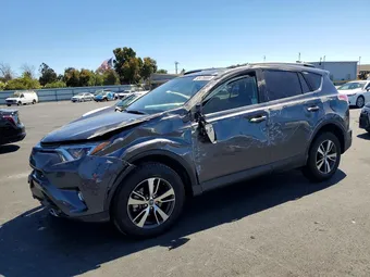 2018 Toyota RAV4 JTMWFREV8JJ746421 Lot 58476666