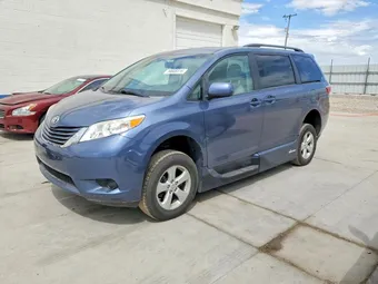 2015 Toyota Sienna 5TDKK3DC6FS582653