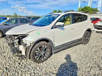 2015 Toyota RAV4 JTMDFREV3FD110549 Lot 57852596