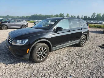 2021 Volkswagen Tiguan 3VV3B7AX9MM140189