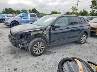 2020 Volkswagen Tiguan 3VV1B7AX3LM076821