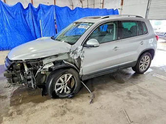 2017 Volkswagen Tiguan WVGRV7AX8HW508024