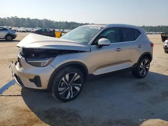 2023 Volvo XC40 YV4L12UN7P2072062
