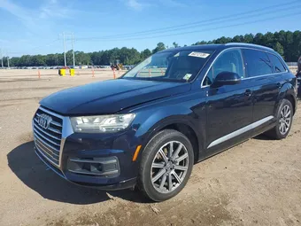 2017 Audi Q7 WA1VAAF77HD057274